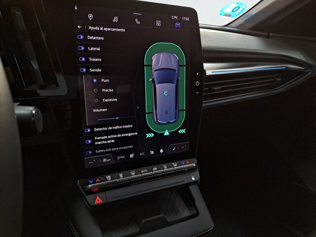 Inside  MEGANE E-TECH 100% ELÉCTRICO  carrocería azul noc