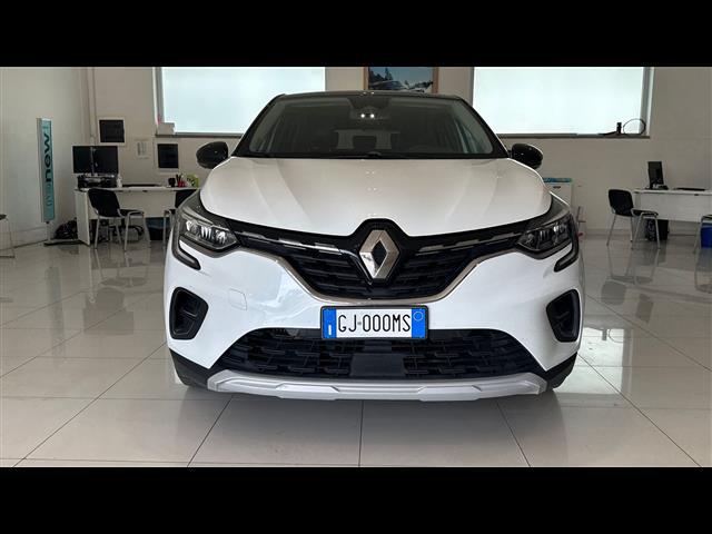 RENAULT Captur 04998202_VO38013058