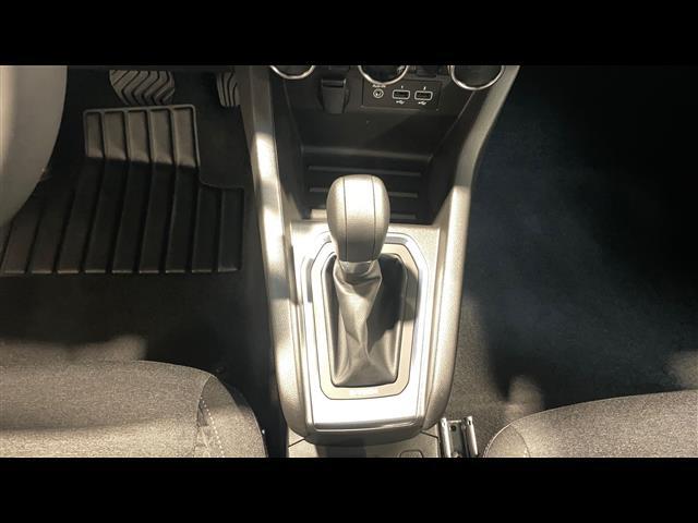 RENAULT Clio V 2019 00335529_VO38013550