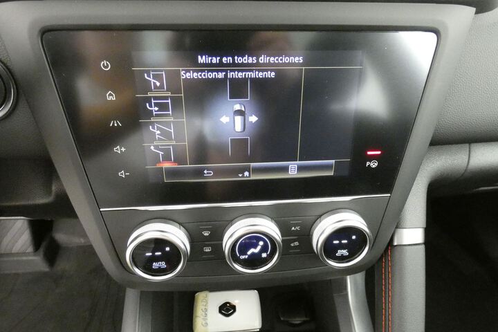 Inside Kadjar Diesel  Blanco Glaciar