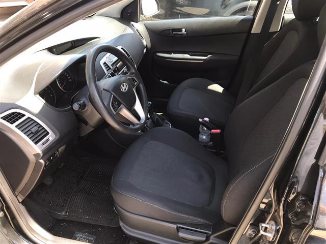 HYUNDAI i20 00006540_VO38033579