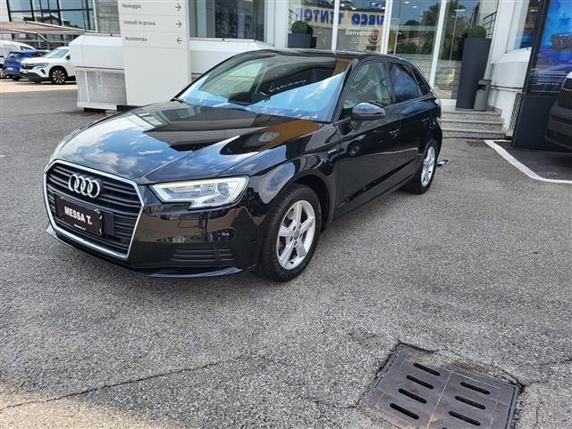 AUDI A3 00188092_VO38023507