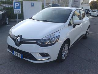 RENAULT Clio 00018831_VO38013018