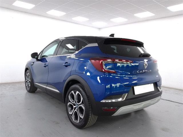 RENAULT Captur 00511810_VO38013054