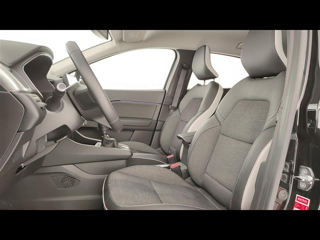 RENAULT Captur 00946655_VO38023732