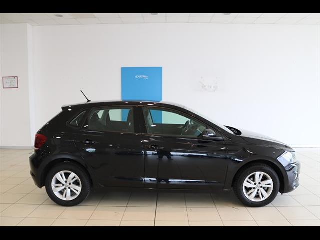 VOLKSWAGEN Polo VI 2017 00552423_VO38013066