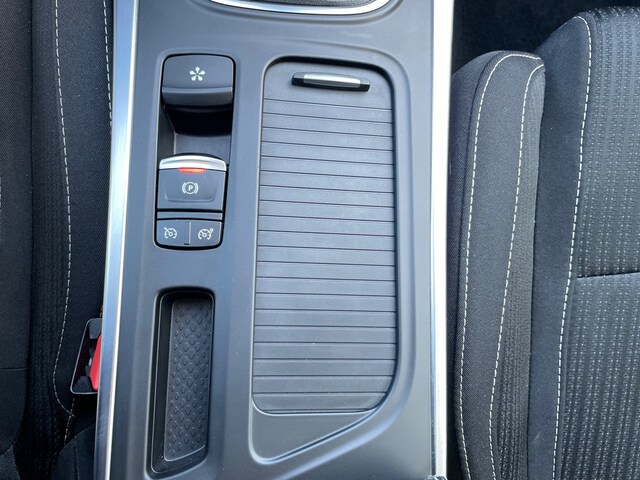 Inside Mégane Sport Tourer Diesel  Gris Platino