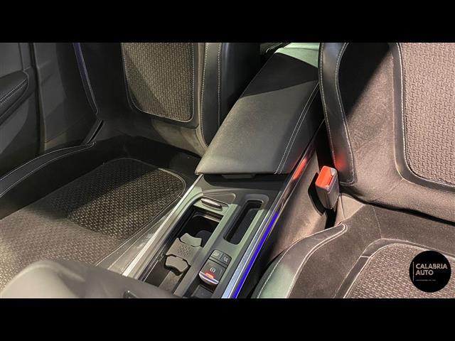 RENAULT Megane 00006253_VO38033579