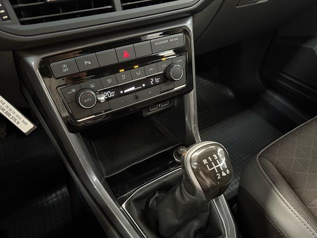 VOLKSWAGEN T Cross 2019 00016136_VO38023184