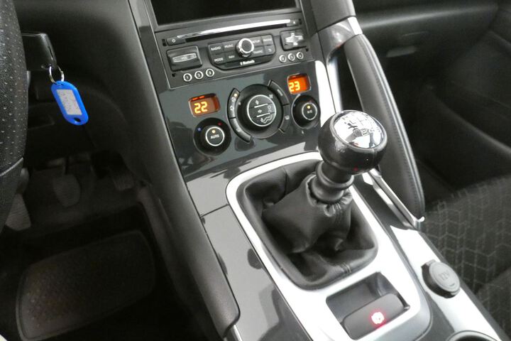 Inside 3008  Blanco Banquise
