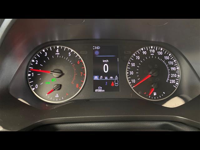 RENAULT Captur 00335648_VO38013550
