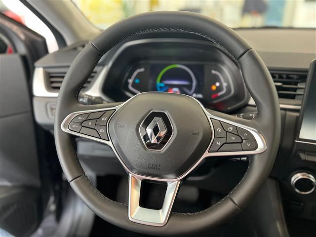 RENAULT Captur 00024197_VO38013404
