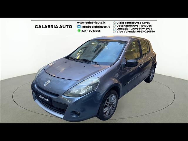 RENAULT Clio 00007145_VO38033579