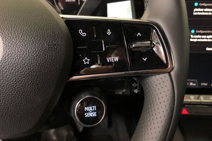 Inside Mégane Eléctrico  Negro Brillante