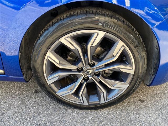 RENAULT Clio 02640343_VO38043366