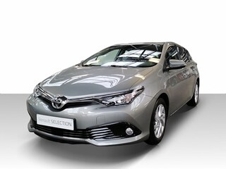 Toyota - Auris