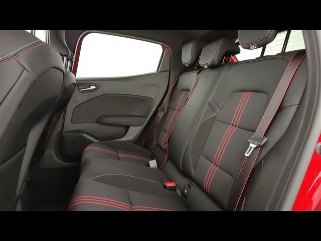 RENAULT Clio 00947971_VO38023732