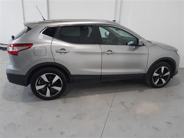 NISSAN Qashqai 02508068_VO38013041