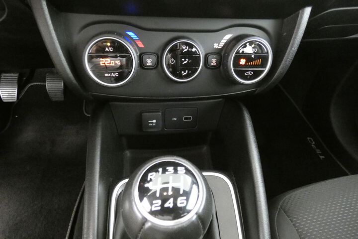 Inside Tipo SW Diesel  Blanco