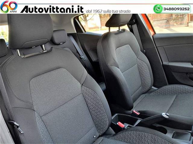RENAULT Clio 00968039_VO38023207