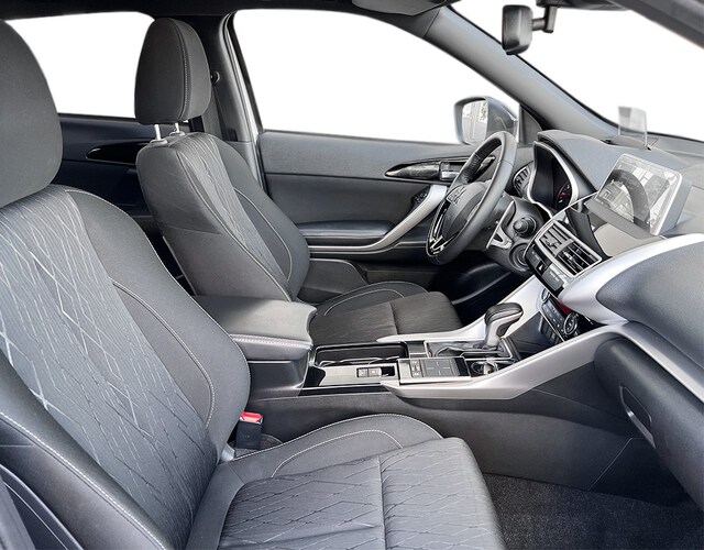 Inside Eclipse Cross  Blanco Polar
