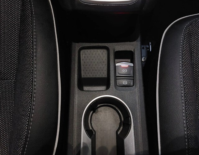 Inside Captur  Blanco Nacarado con 