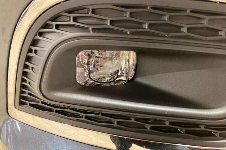 Outside Kadjar  Gris Titanium