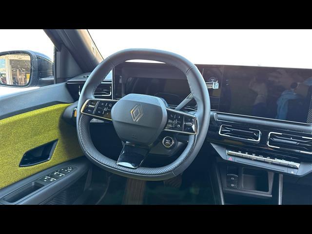 RENAULT Renault 5 00335280_VO38013550
