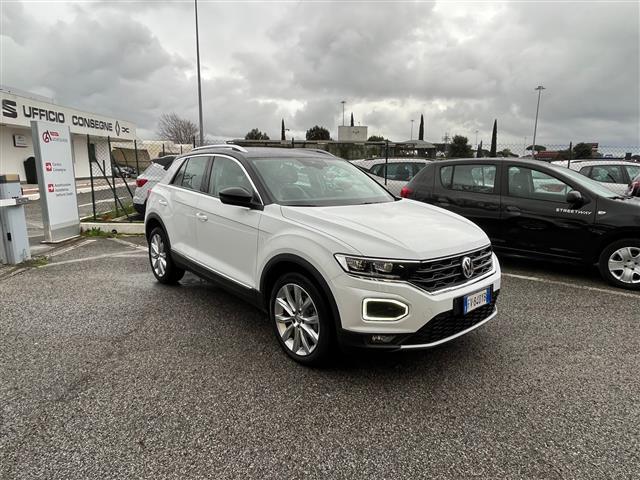 VOLKSWAGEN T Roc 2017 02640905_VO38043366