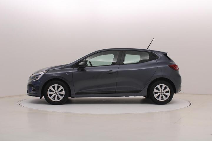 Outside Clio  Gris Titanium