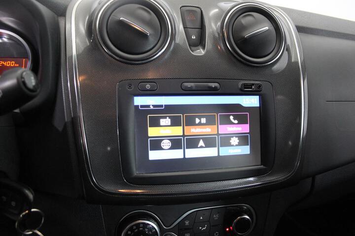 Inside Sandero Diesel  Blanco Glaciar