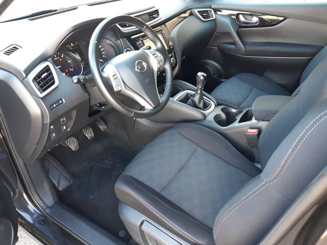 Inside Qashqai Diesel  Negro