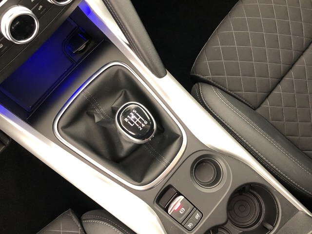 Inside Kadjar  Azul Cosmos