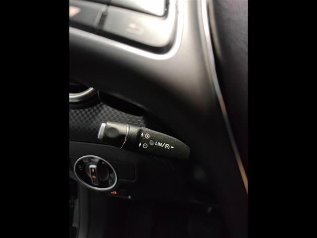 MERCEDES Classe A 04824092_VO38013042