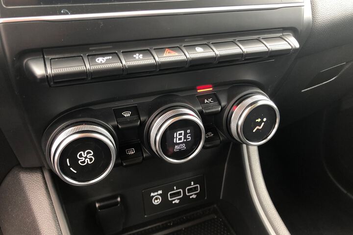 Inside Captur  Azul Rayo con techo 