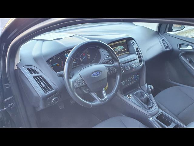 FORD Focus SW 02193949_VO38013041