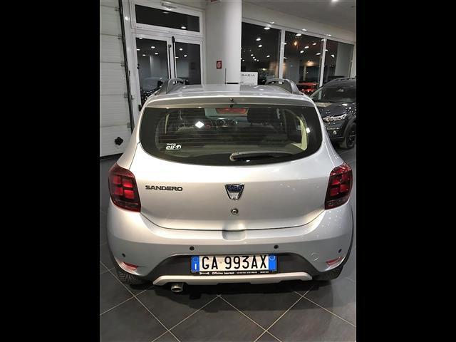 DACIA Sandero  Stepway 00023698_VO38013404