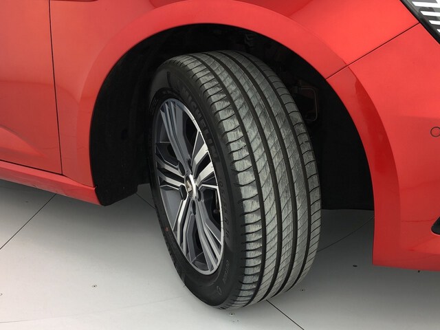 Outside Mégane Diesel  Rojo Deseo