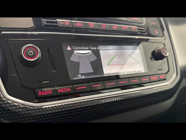 VOLKSWAGEN up  5p 2017 04998197_VO38013058