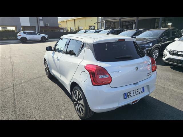 SUZUKI Swift VI 2017 00025733_VO38013404