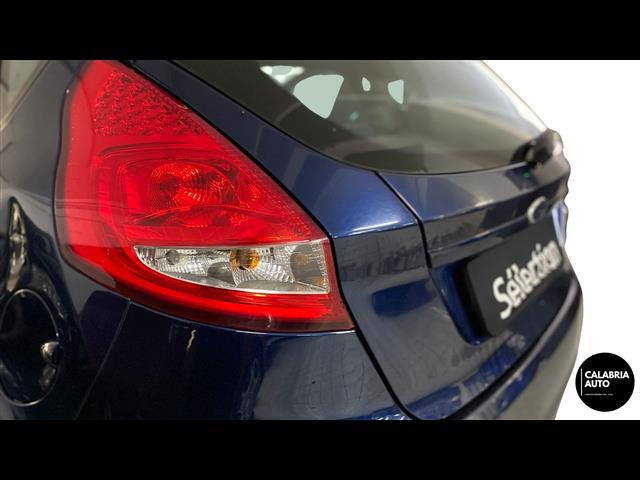 FORD Fiesta 00006306_VO38033579