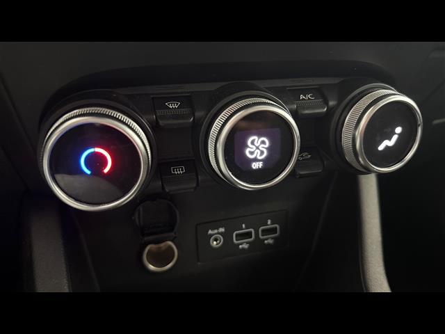 RENAULT Clio V 2019 04997952_VO38013058