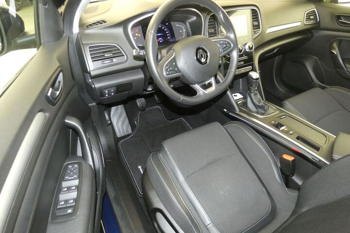 Inside Mégane Sport Tourer Diesel  Azul Cosmos