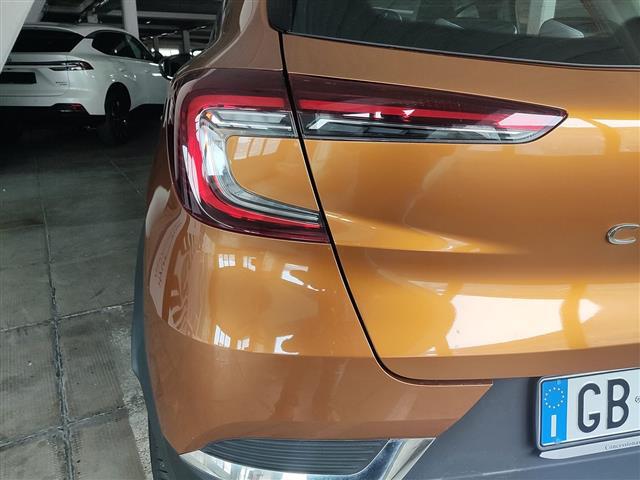 RENAULT Captur II 2019 00025369_VO38013404