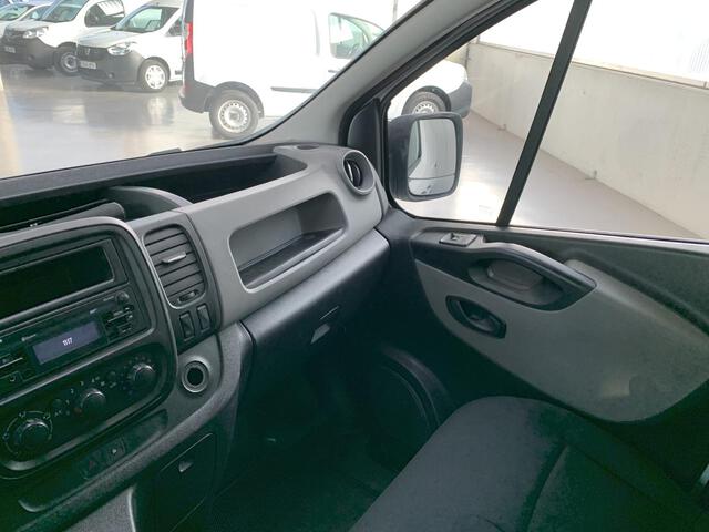 Inside Trafic Furgón Diesel  Blanco Glaciar