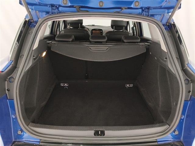 RENAULT Clio Sporter 00188529_VO38023507