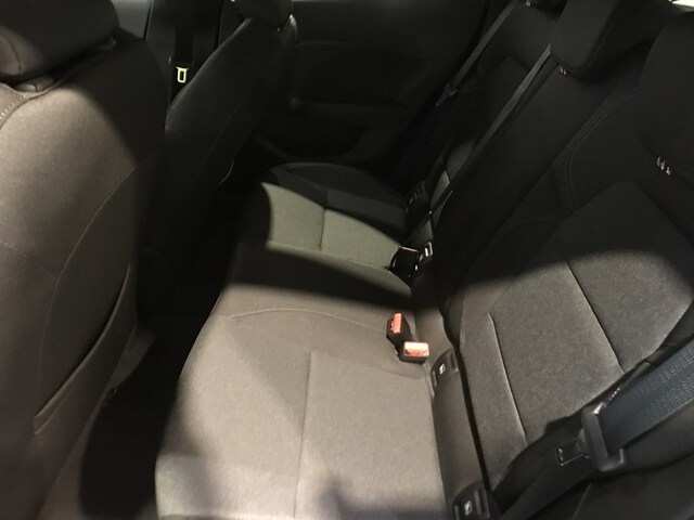 Inside Clio  Negro Brillante