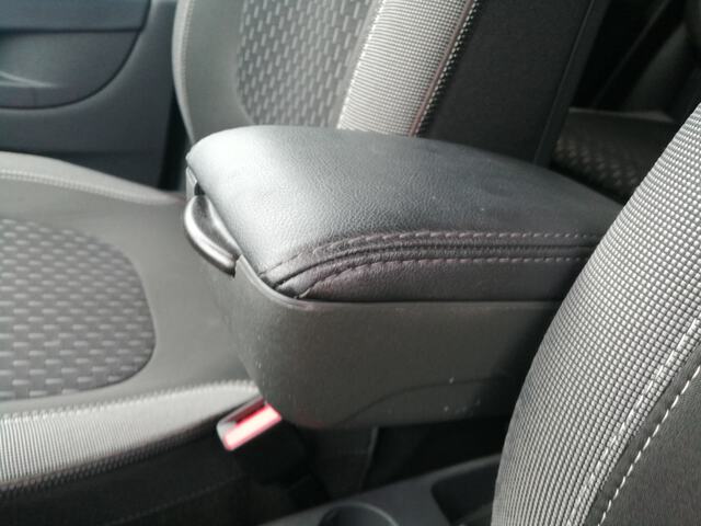 Inside Captur  Naranja Atakama