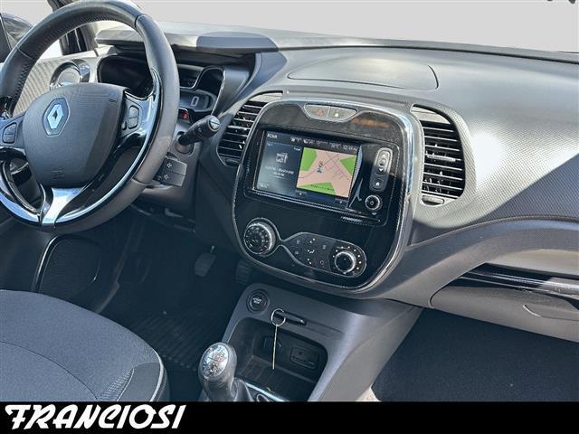 RENAULT Captur 00023126_VO38013018