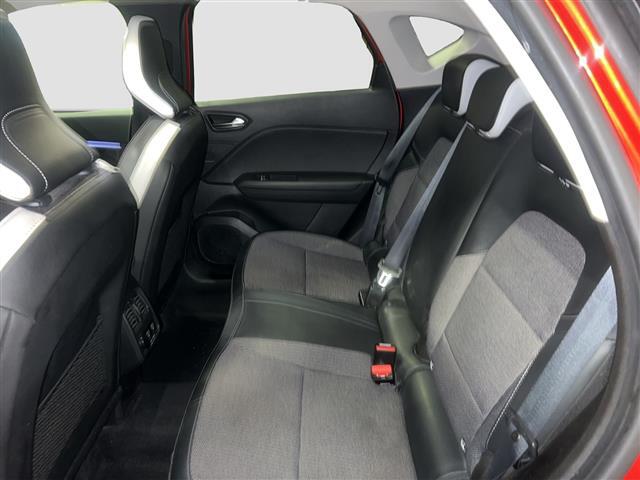 RENAULT Captur 05257226_VO38013034